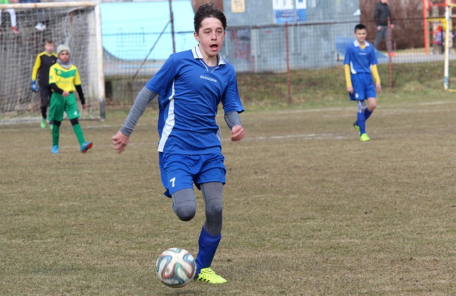 官方：24岁女足国脚张琳艳加盟北京东方雨虹女足，签约5年.